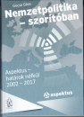 Első borító: Nemzetpolitika-szorítóban. Aspektus-határok nélkül 2002-2017