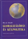 Első borító: Globalizálódás és külpoitika